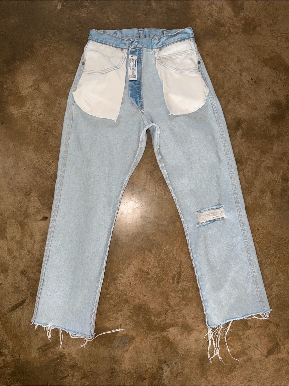 Wrangler Light Wash High Rise Crop Jeans Raw Hem Size 5 - Picture 8 of 10